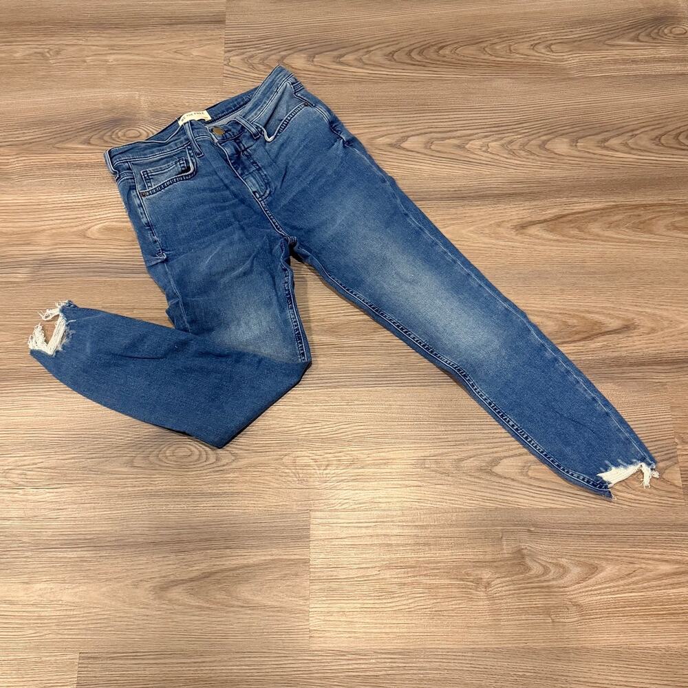 We The Free Size 29 Distressed Raw Hem Skinny Jeans